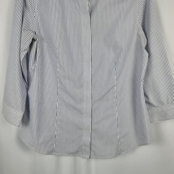 Talbots Wrinkle Resistant Blouse Women's Size 10 Blue & White Stripes 3/4 Sleeve - Picture 3 of 12